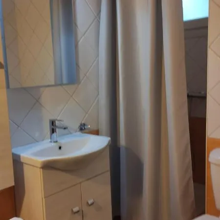 Daire Otium Living β1 , άνετο & ήσυχο διαμέρισμα κοντά στο κέντρο με εύκολη στάθμευση αυτοκινήτου Golos